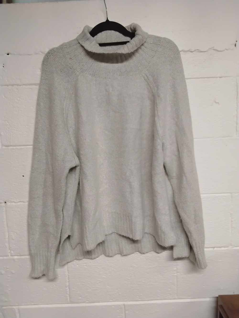 Light Gray Women's Knit Turtilneck  Sweater